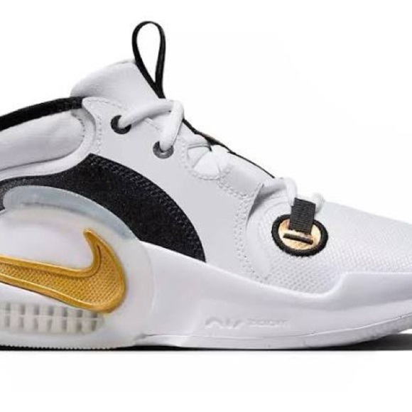 Nike Other - Nike Air Zoom Crossover 2
White Metallic Gold size 6